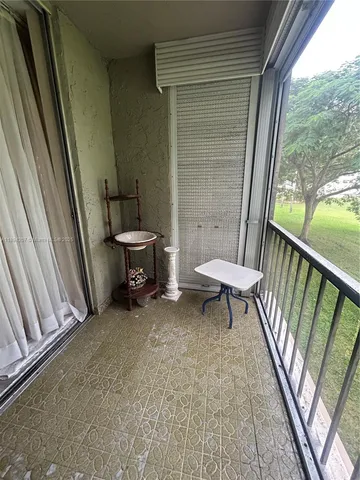 $1,800 | 8962 South Hollybrook Boulevard, Unit 202, Pembroke Pines, FL 33025