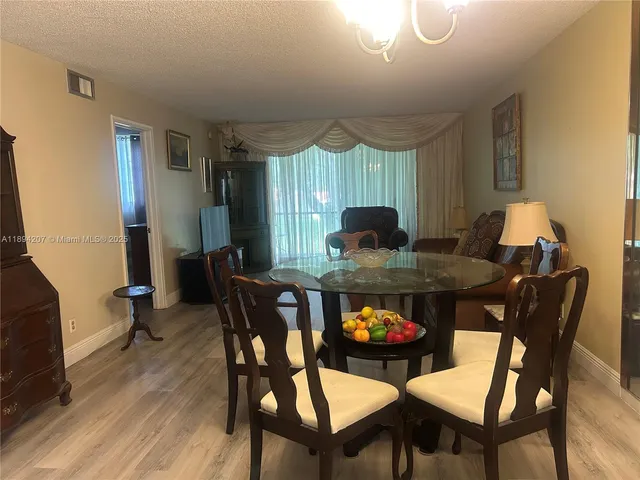 $1,800 | 8962 South Hollybrook Boulevard, Unit 202, Pembroke Pines, FL 33025