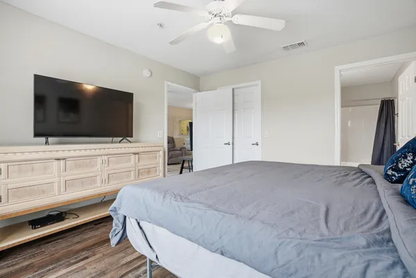 $259,900 | 4270 Calinda Lane, Unit 337, Niceville, FL 32578