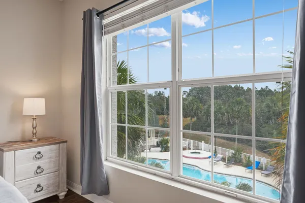 $259,900 | 4270 Calinda Lane, Unit 337, Niceville, FL 32578