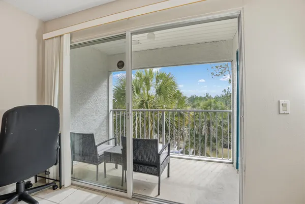 $259,900 | 4270 Calinda Lane, Unit 337, Niceville, FL 32578