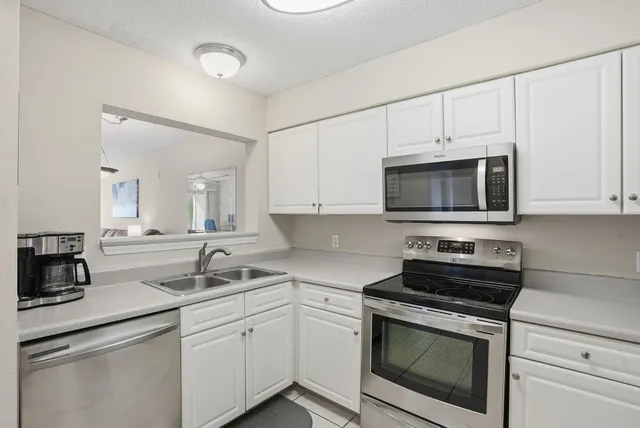 $259,900 | 4270 Calinda Lane, Unit 337, Niceville, FL 32578