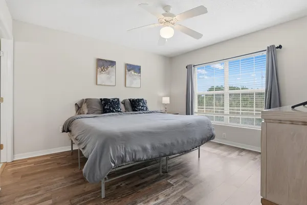 $259,900 | 4270 Calinda Lane, Unit 337, Niceville, FL 32578