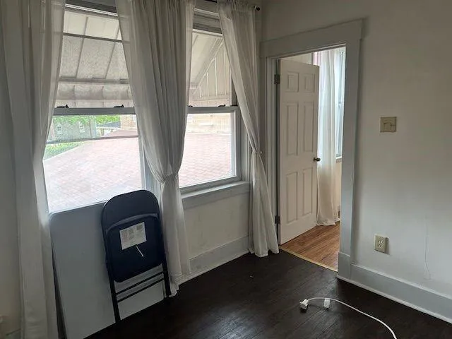 $550 | 210 Bridge Street, Unit B, Bridgewater, PA 15009