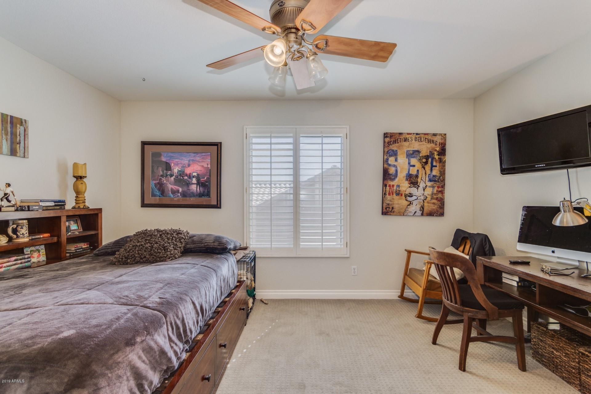 914 West Waltann Lane Phoenix, AZ 85023 - Photo 26 of 35 Waltann (29)