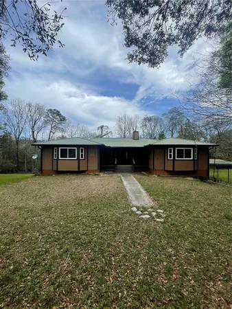 $2,150 | 121 Sweet Gum Drive, Melrose, FL 32666