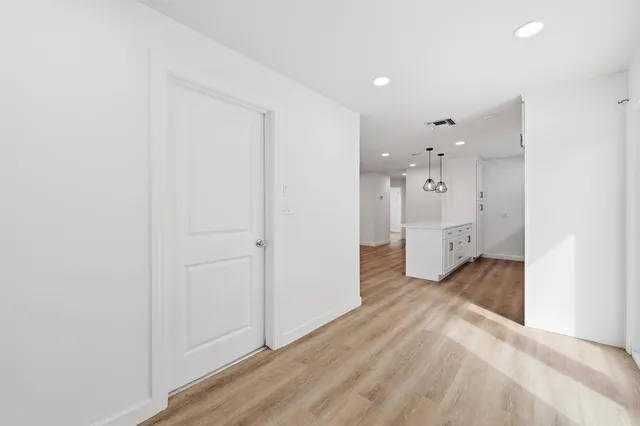 $2,500 | 1612 Northeast South Street, Jensen Beach, FL 34957