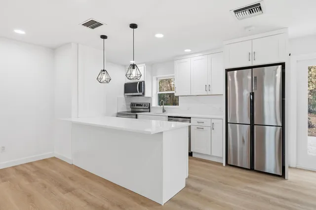 $2,500 | 1612 Northeast South Street, Jensen Beach, FL 34957