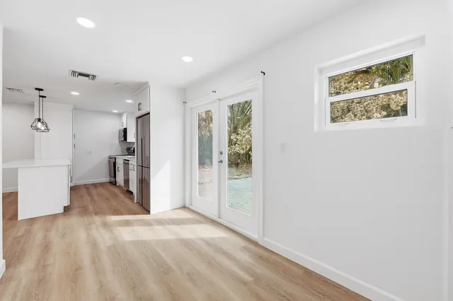 $2,500 | 1612 Northeast South Street, Jensen Beach, FL 34957