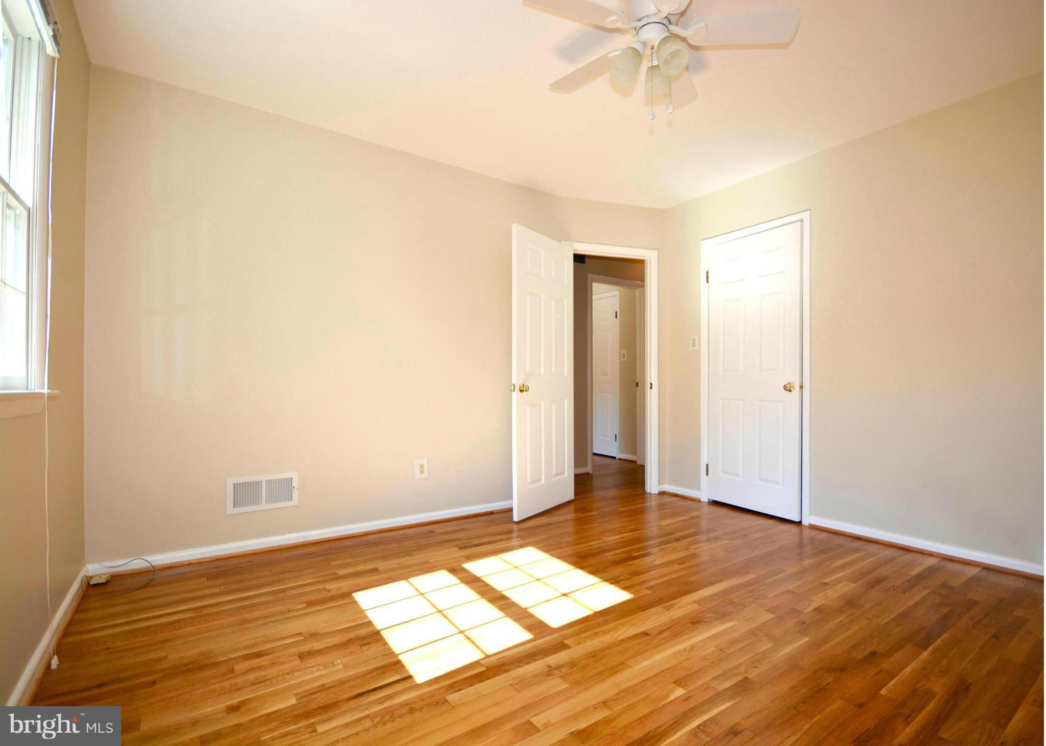 2500 Londonderry Road Alexandria, VA 22308 - Photo 21 of 30 Bedroom
