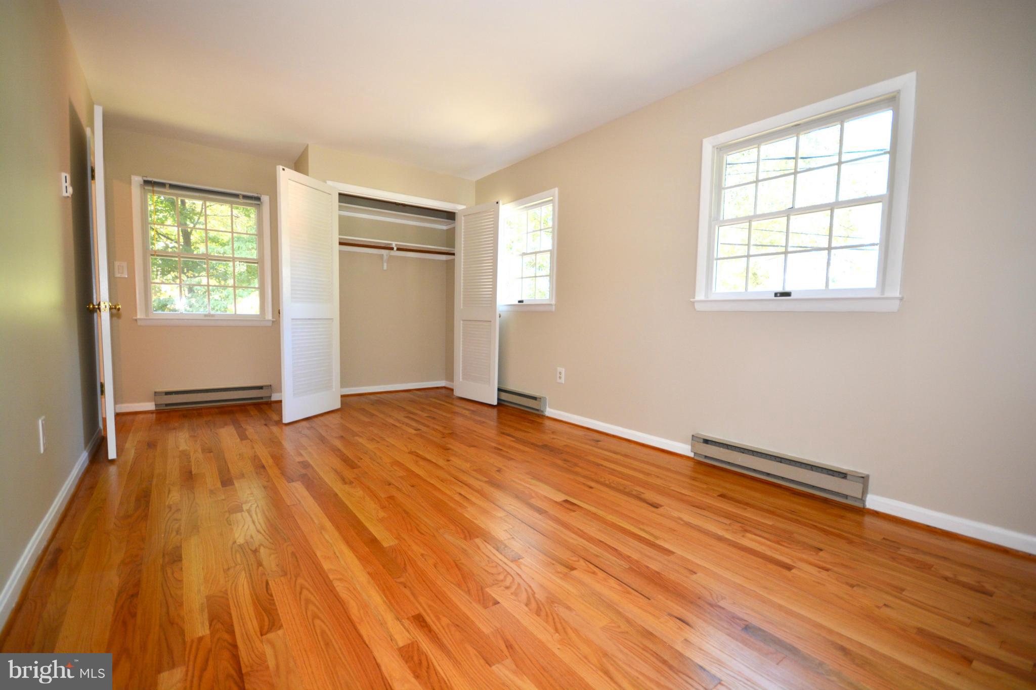 2500 Londonderry Road Alexandria, VA 22308 - Photo 27 of 30 Bedroom