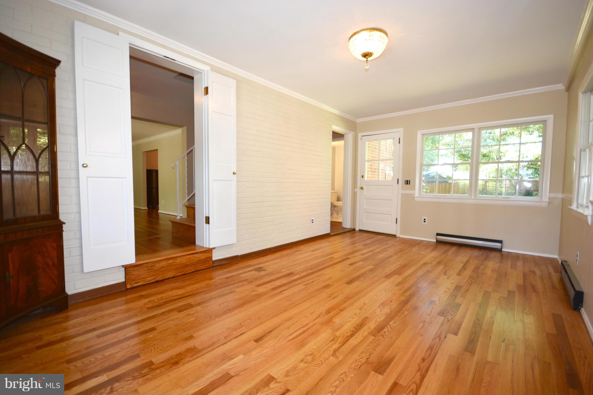 2500 Londonderry Road Alexandria, VA 22308 - Photo 5 of 30 Interior (General)