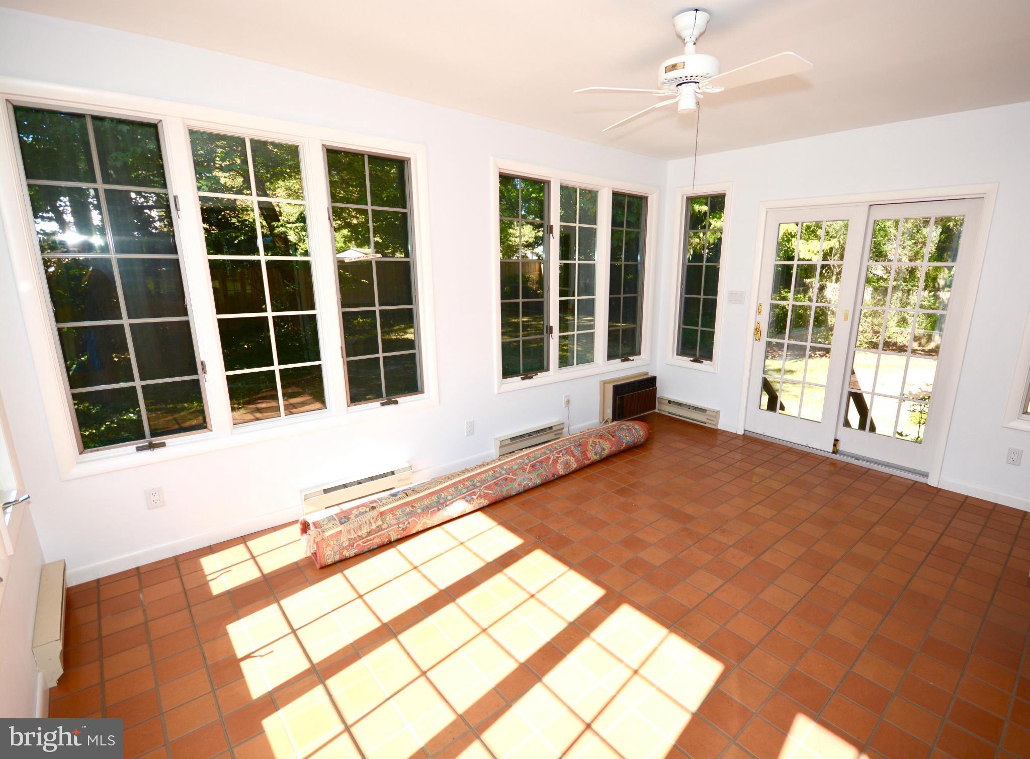 2500 Londonderry Road Alexandria, VA 22308 - Photo 9 of 30 Interior (General)