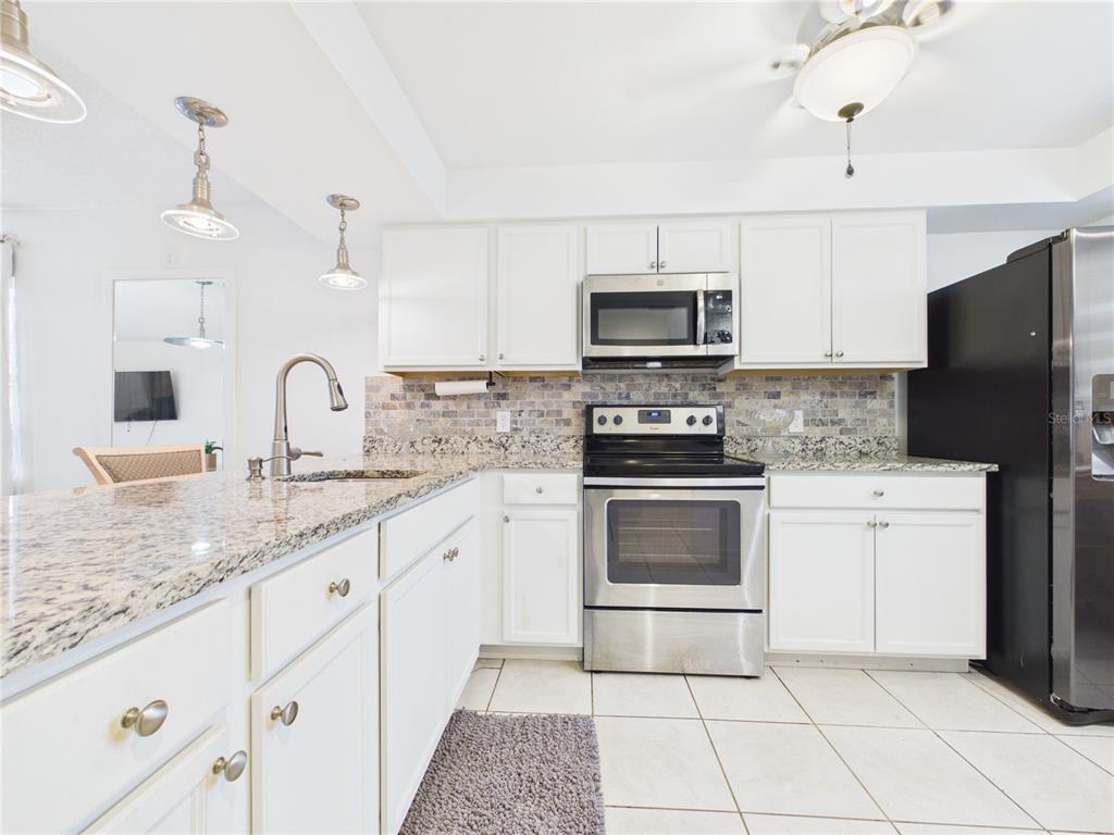 13250 Ridge Road, Unit 98 Largo, FL 33778 - Photo 5 of 36