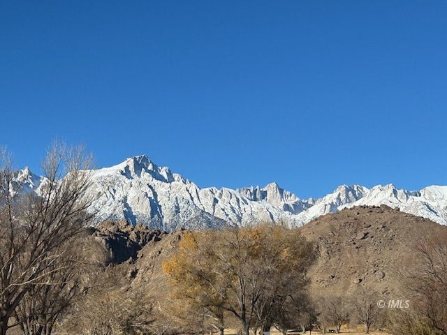 3580 Whitney Portal Road Lone Pine, CA 93545 - Photo 6 of 32 a view of side of snow with side of house