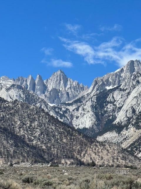 3580 Whitney Portal Road Lone Pine, CA 93545 - Photo 9 of 32 a view of a dry yard
