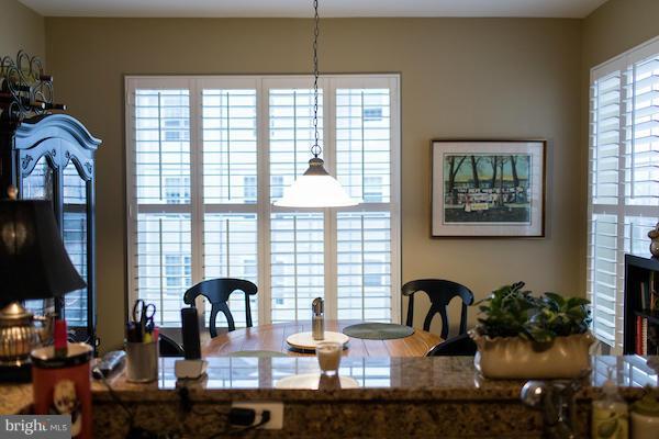 7305 Maplecrest Road, Unit 307 Elkridge, MD 21075 - Photo 10 of 27 Dining Room