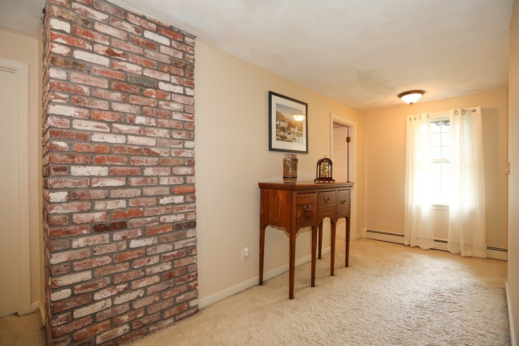 227 Mossman Road Sudbury, MA 01776 - Photo 17 of 29 Gallery Image 17