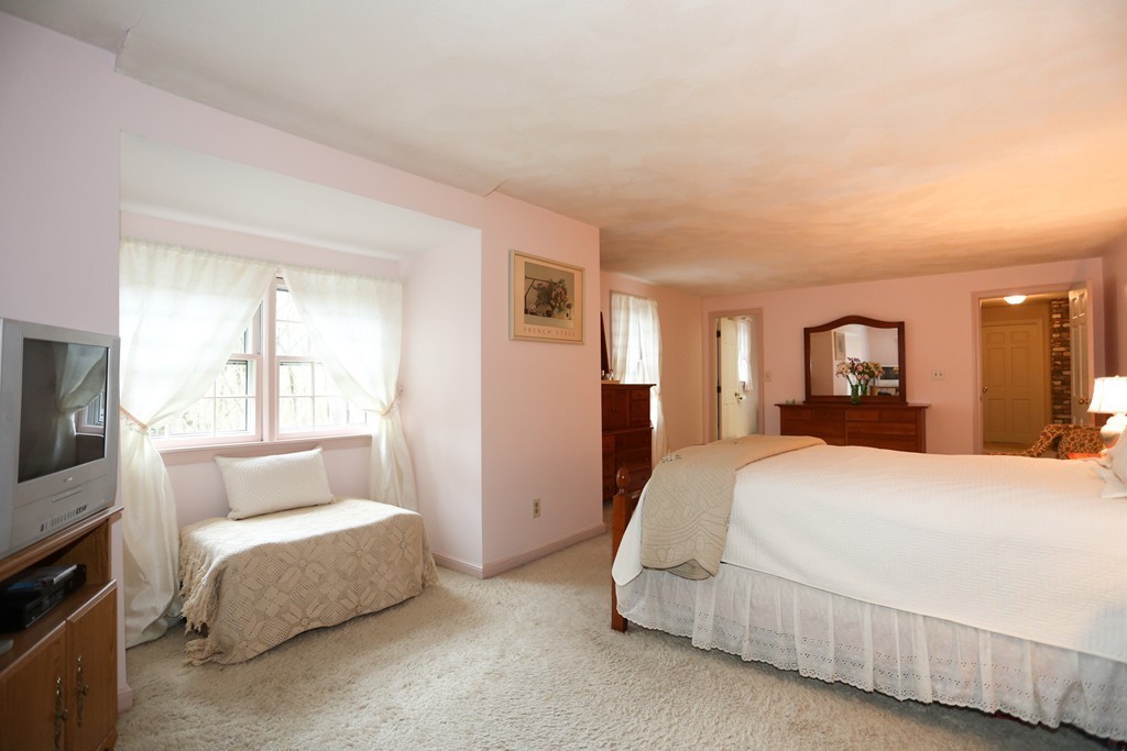 227 Mossman Road Sudbury, MA 01776 - Photo 23 of 29 Gallery Image 23