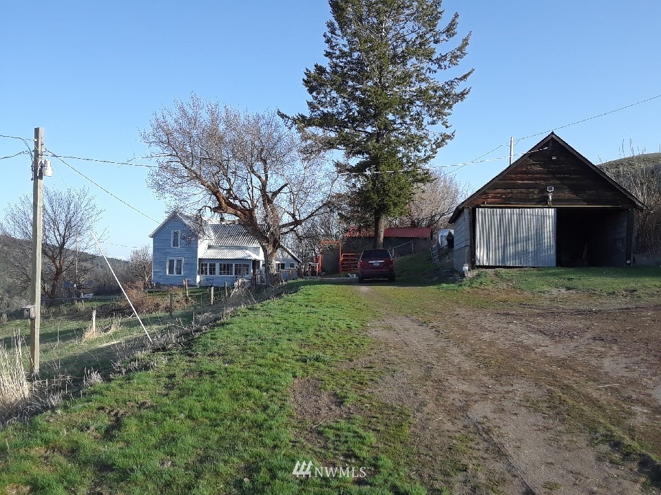 40 West Wildermuth Road Tonasket, WA 98855 - Photo 1 of 1 Gallery Image 1