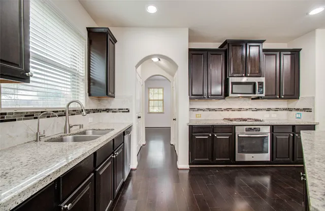 $2,960 | 2702 Fairfield Bend Place, Katy, TX 77494