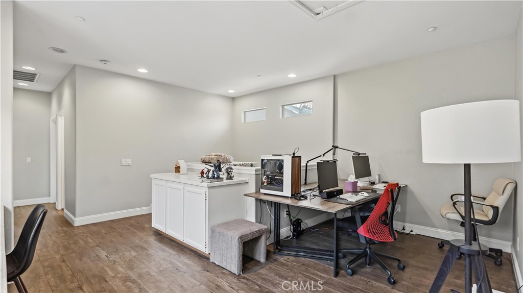 6360 Manzanita Way Riverside, CA 92504 - Photo 28 of 58