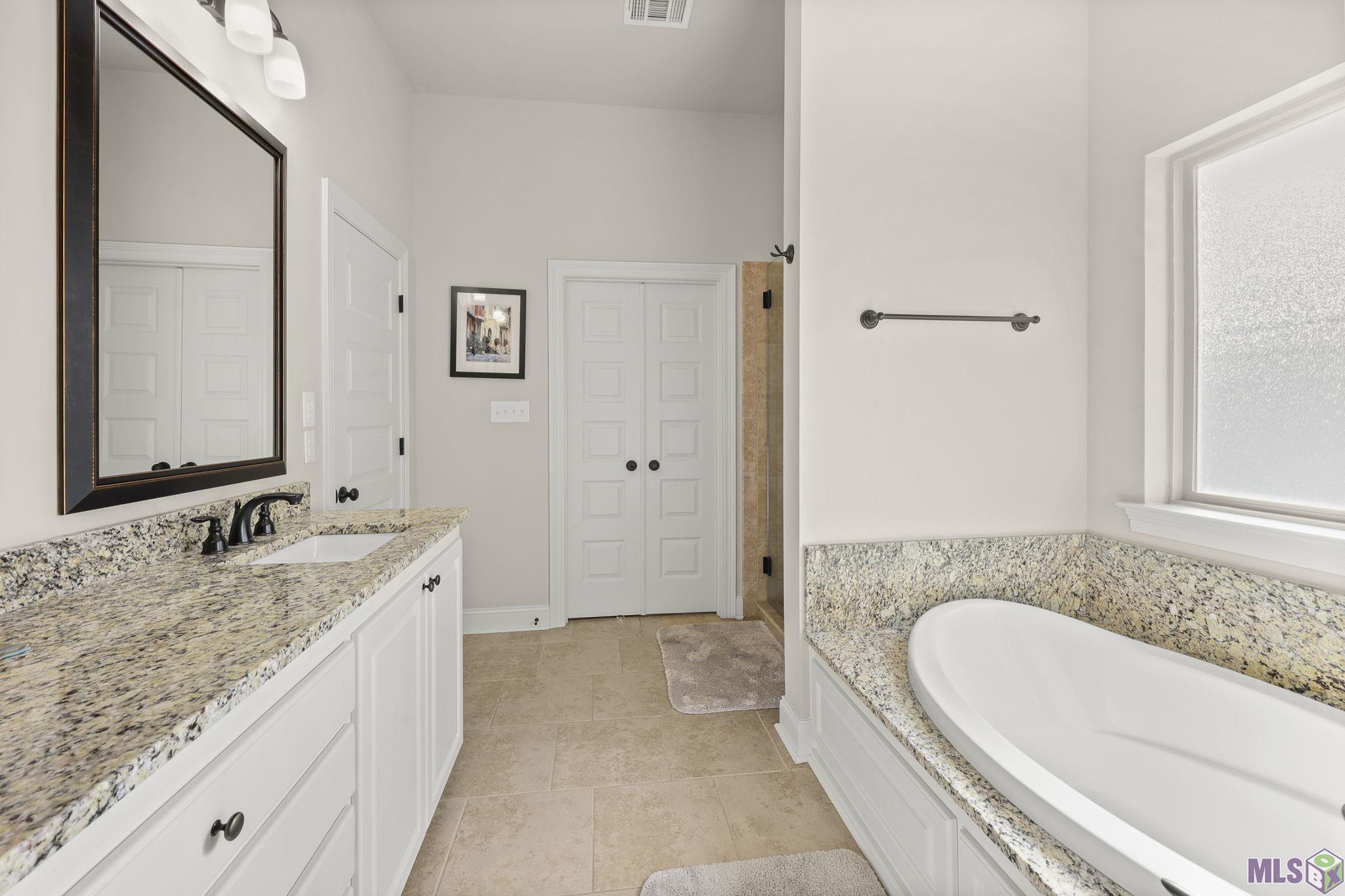 15402 Green Trails Boulevard Baton Rouge, LA 70817 - Photo 23 of 25