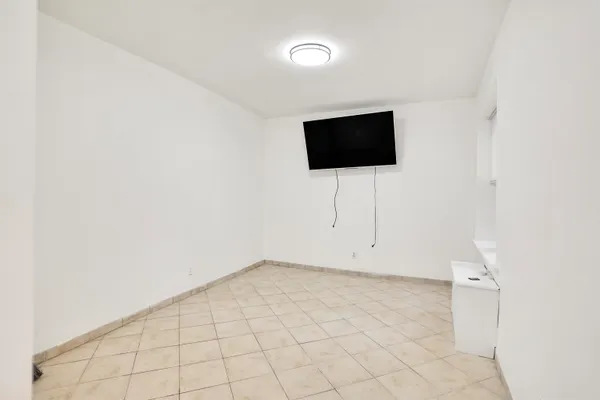 $230,000 | 101 73rd Street, Unit 10, North Bergen, NJ 07047