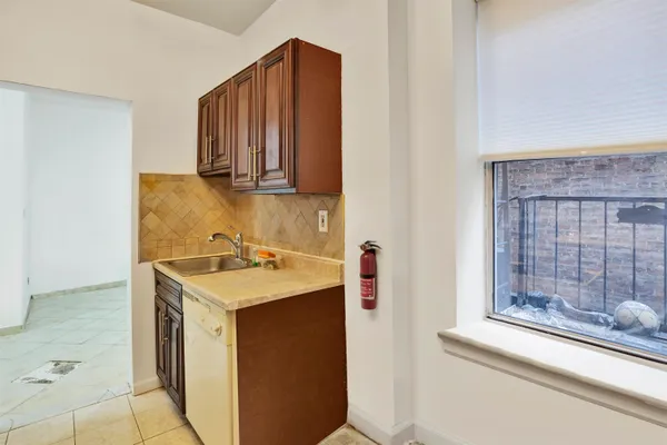 $230,000 | 101 73rd Street, Unit 10, North Bergen, NJ 07047