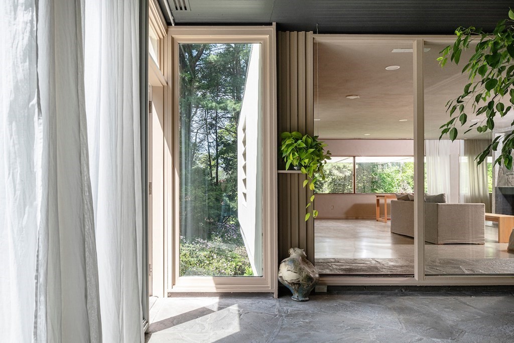 81 Sunset Rock Road Andover, MA 01810 - Photo 17 of 34