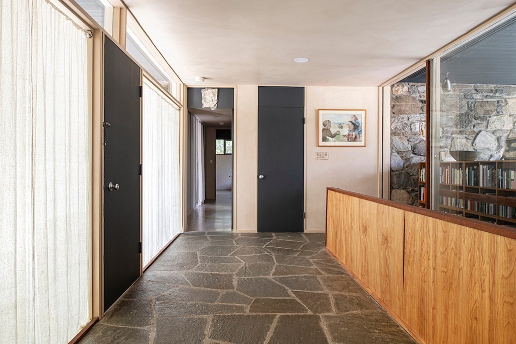 81 Sunset Rock Road Andover, MA 01810 - Photo 19 of 34