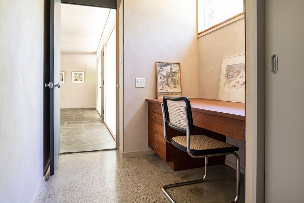 81 Sunset Rock Road Andover, MA 01810 - Photo 20 of 34