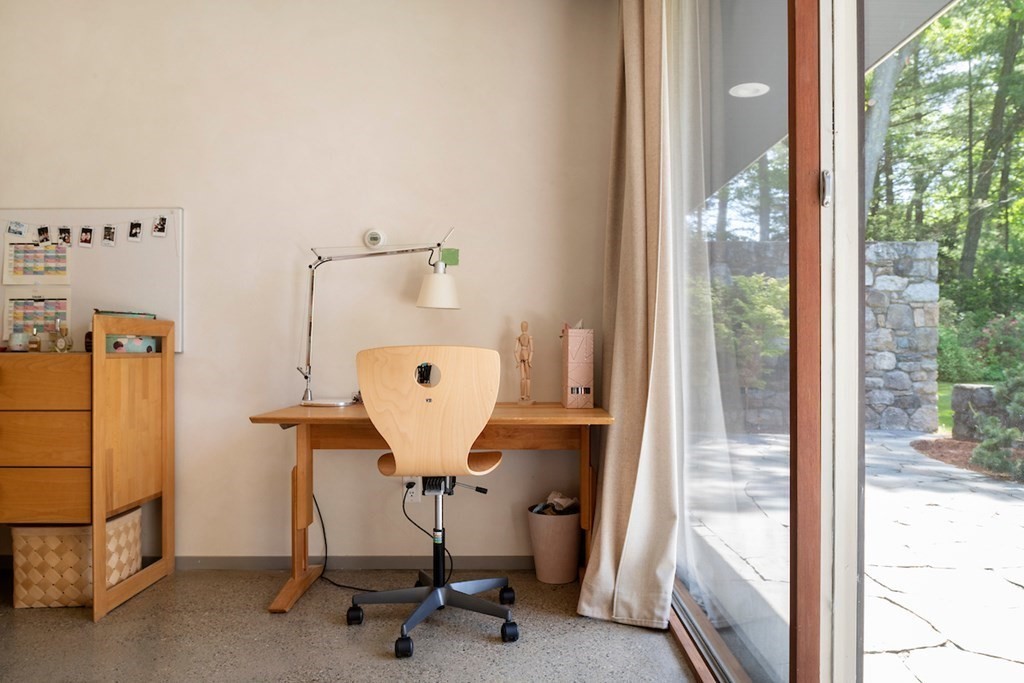 81 Sunset Rock Road Andover, MA 01810 - Photo 22 of 34