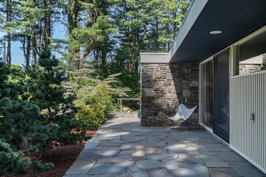 81 Sunset Rock Road Andover, MA 01810 - Photo 32 of 34