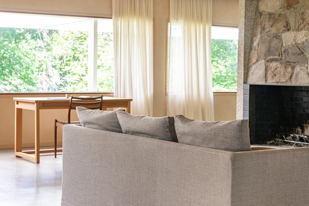 81 Sunset Rock Road Andover, MA 01810 - Photo 6 of 34