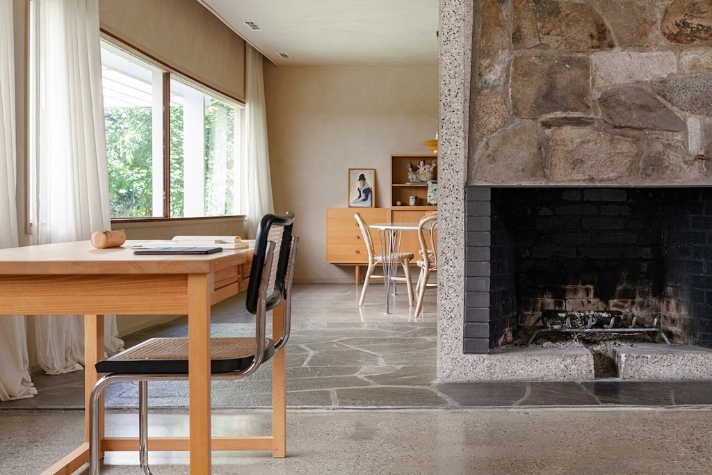 81 Sunset Rock Road Andover, MA 01810 - Photo 9 of 34