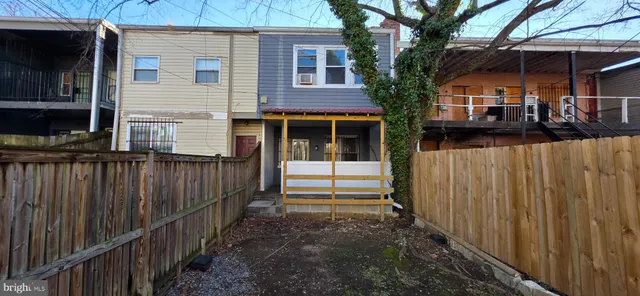 $5,200 | 1220 16th Street Northeast, Washington, DC 20002