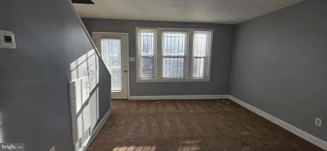 $5,200 | 1220 16th Street Northeast, Washington, DC 20002