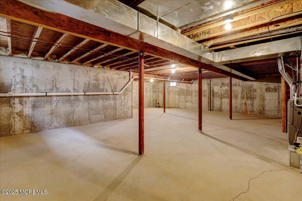 21 Shelley Road Brick, NJ 08724 - Photo 18 of 32 a view of water heater room