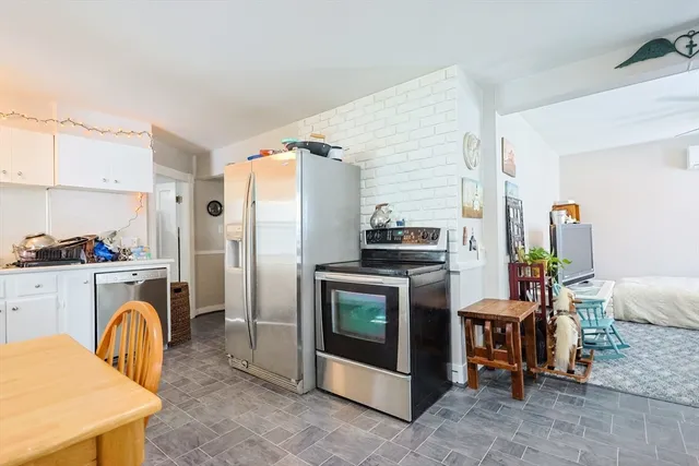 $419,900 | 25 Coleman Street, Gardner, MA 01440