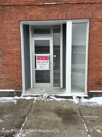 $1,500 | 3 Cedar Street, Kingston, NY 12401