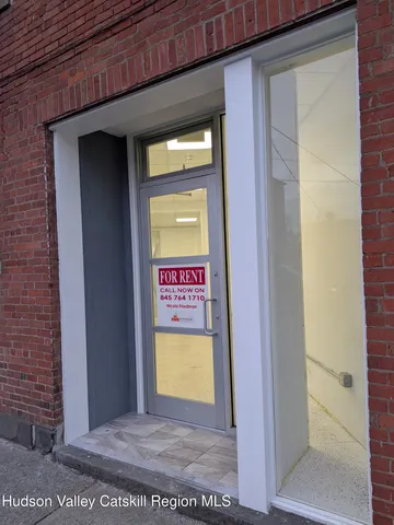 $1,500 | 3 Cedar Street, Kingston, NY 12401