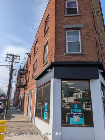 $1,500 | 3 Cedar Street, Kingston, NY 12401