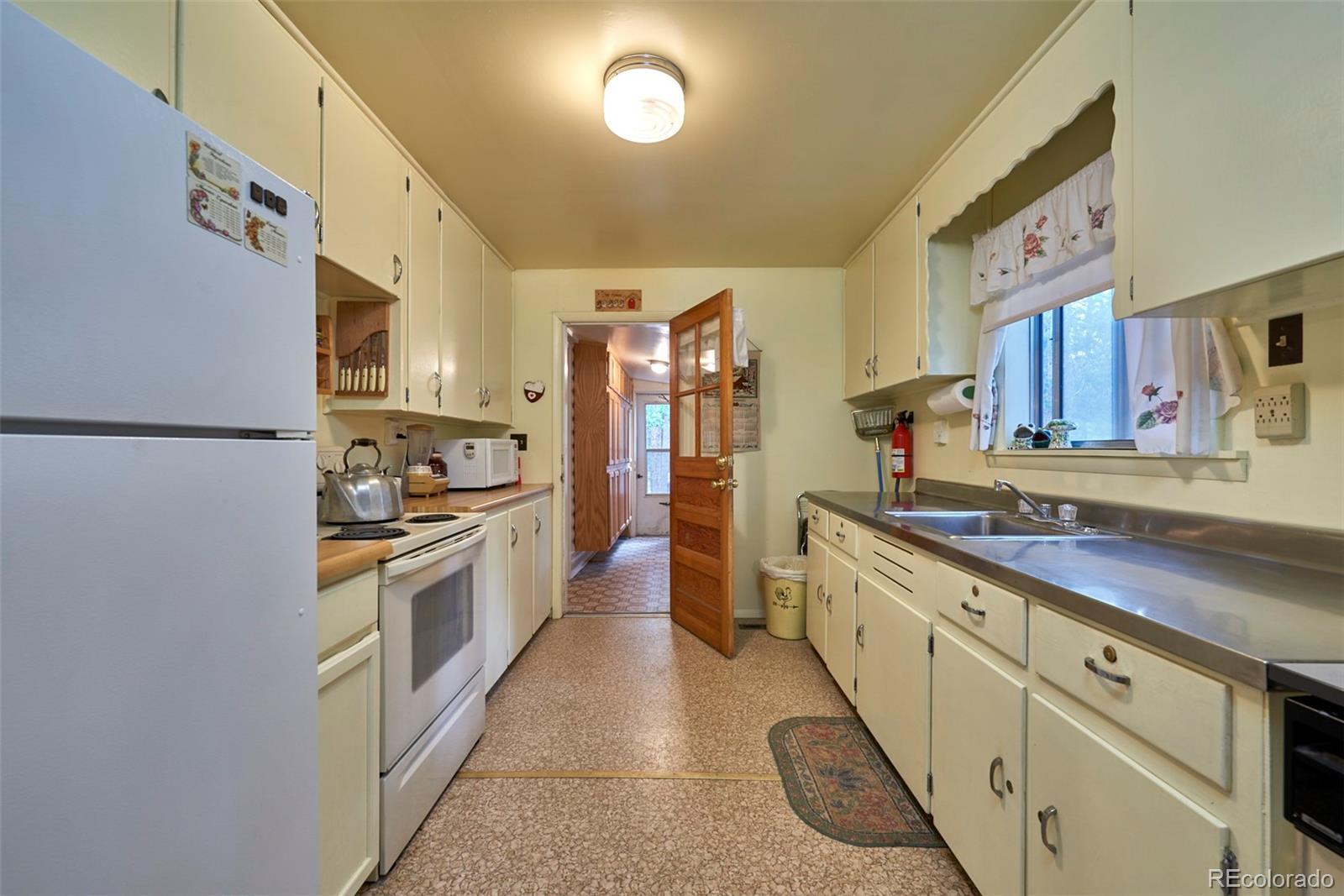 99 Gap Road Black Hawk, CO 80422 - Photo 4 of 35 Gallery Image 4