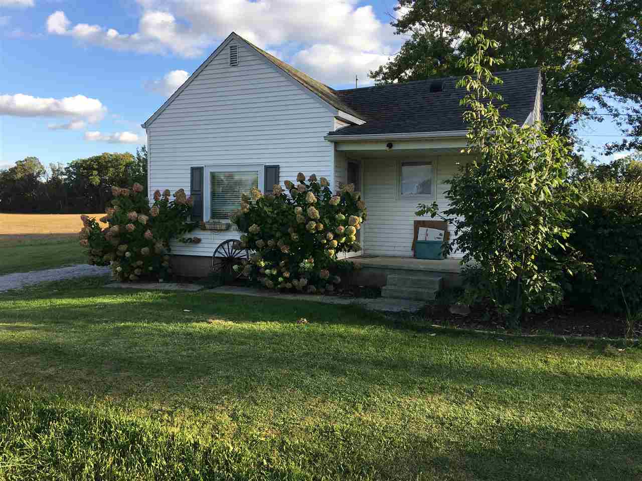 1436 Pion Road Fort Wayne, IN 46845 - Photo 1 of 36