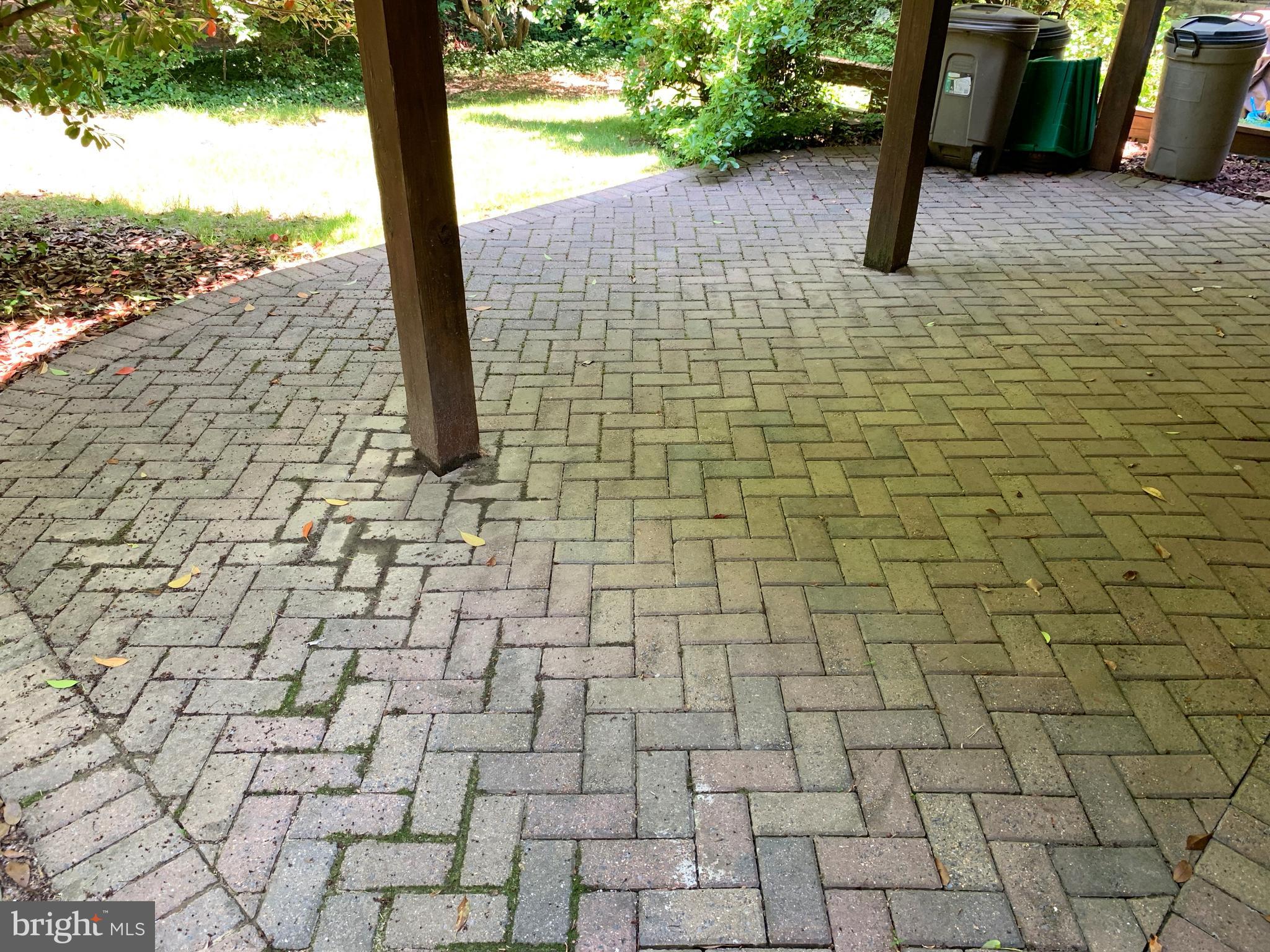 2189 Greenkeepers Court Reston, VA 20191 - Photo 4 of 6 Brick Paver Patio