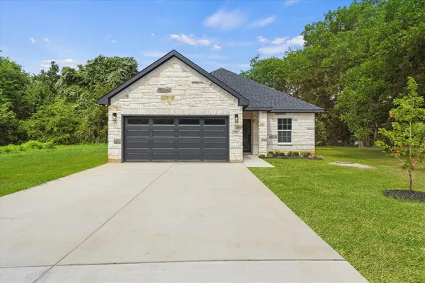 $289,991 | 203 Kalura Way, Tool, TX 75143