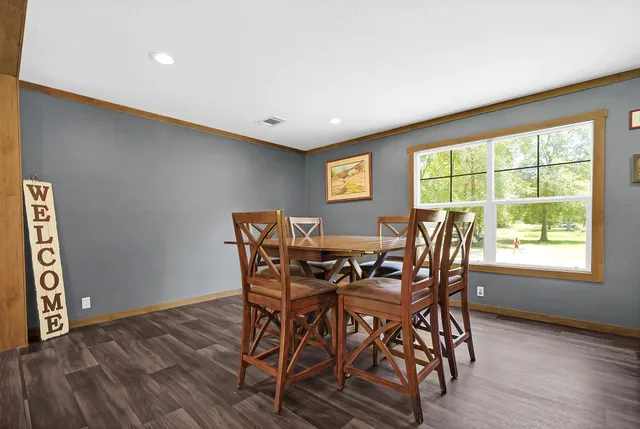 $685,000 | 39360 Highway 105, Saratoga, TX 77585