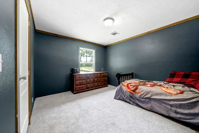 $685,000 | 39360 Highway 105, Saratoga, TX 77585