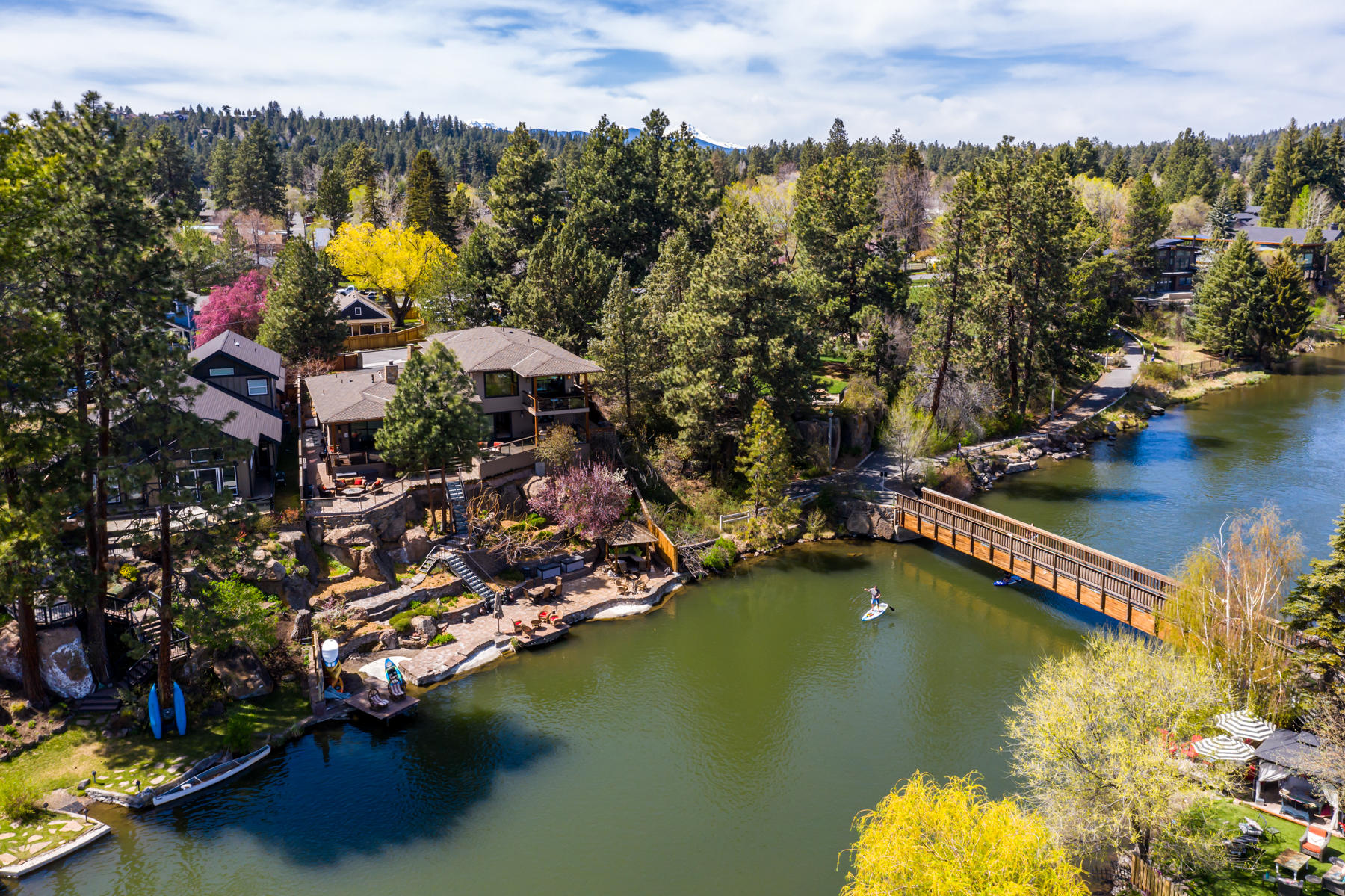 128 Northwest Allen Road Bend, OR 97703 - Photo 2 of 40 Beautiful expansive riverfront property